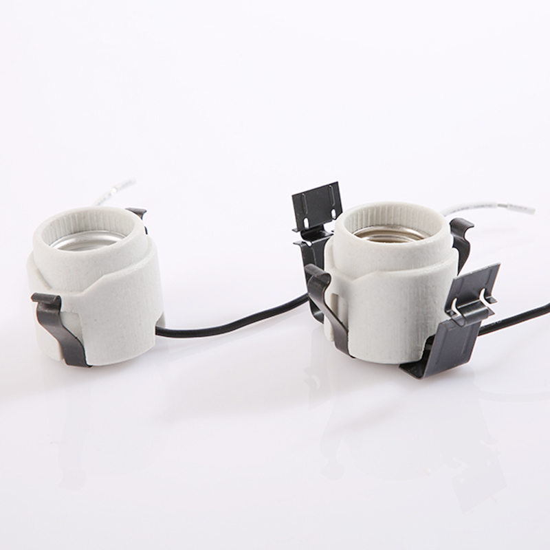 Specification table for JY-2605 E26 lamp socket